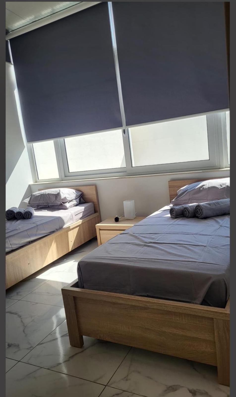 Central Apartment In Swieqi Is-Swieqi Bagian luar foto