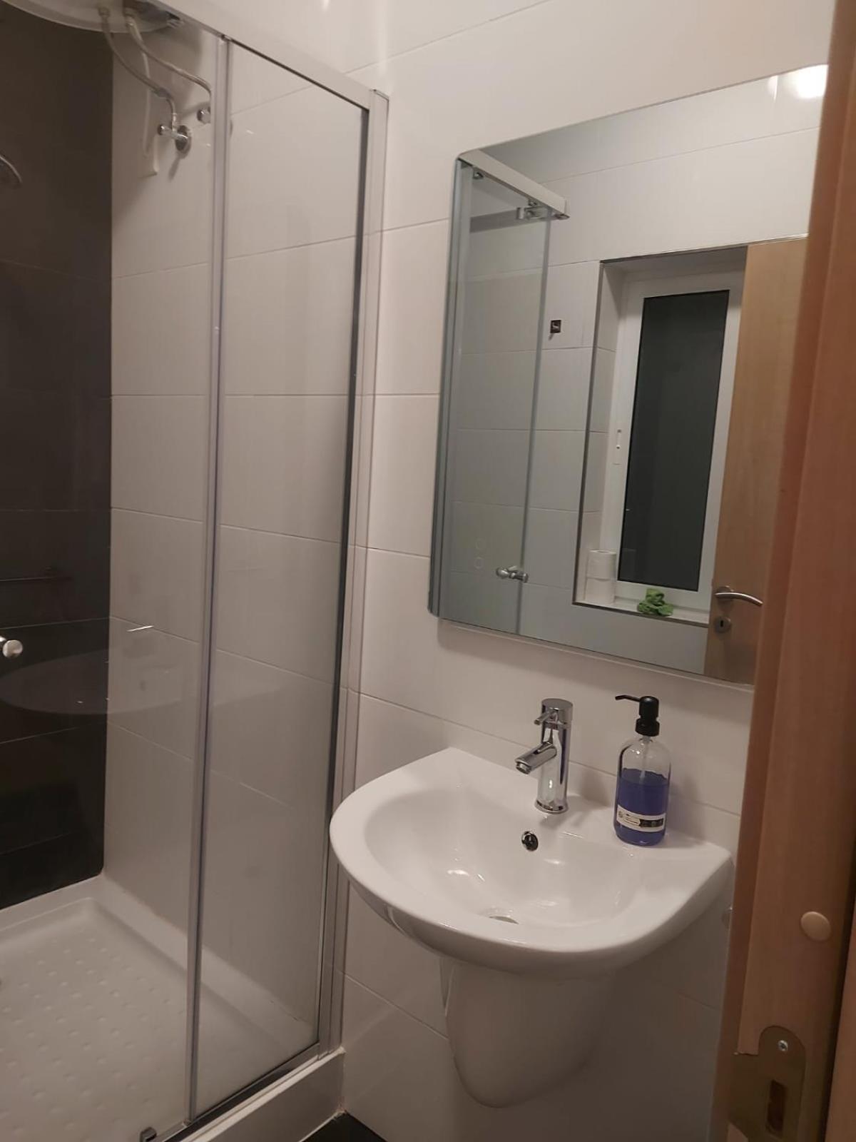 Central Apartment In Swieqi Is-Swieqi Bagian luar foto